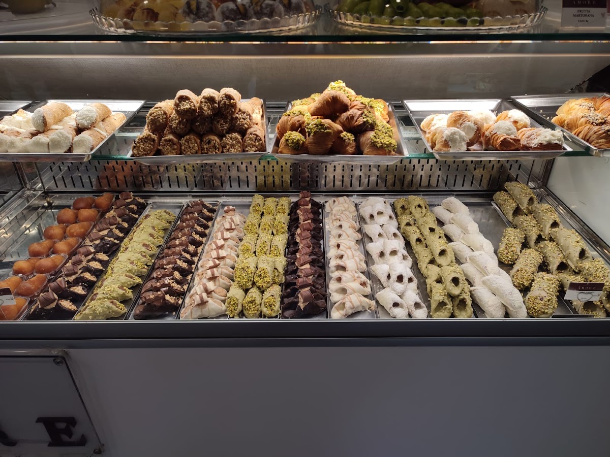 Amore Sicilian Bakery